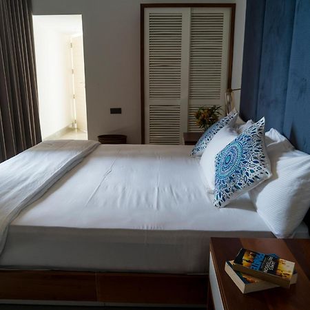 Four Petals Inn Colombo Exteriör bild