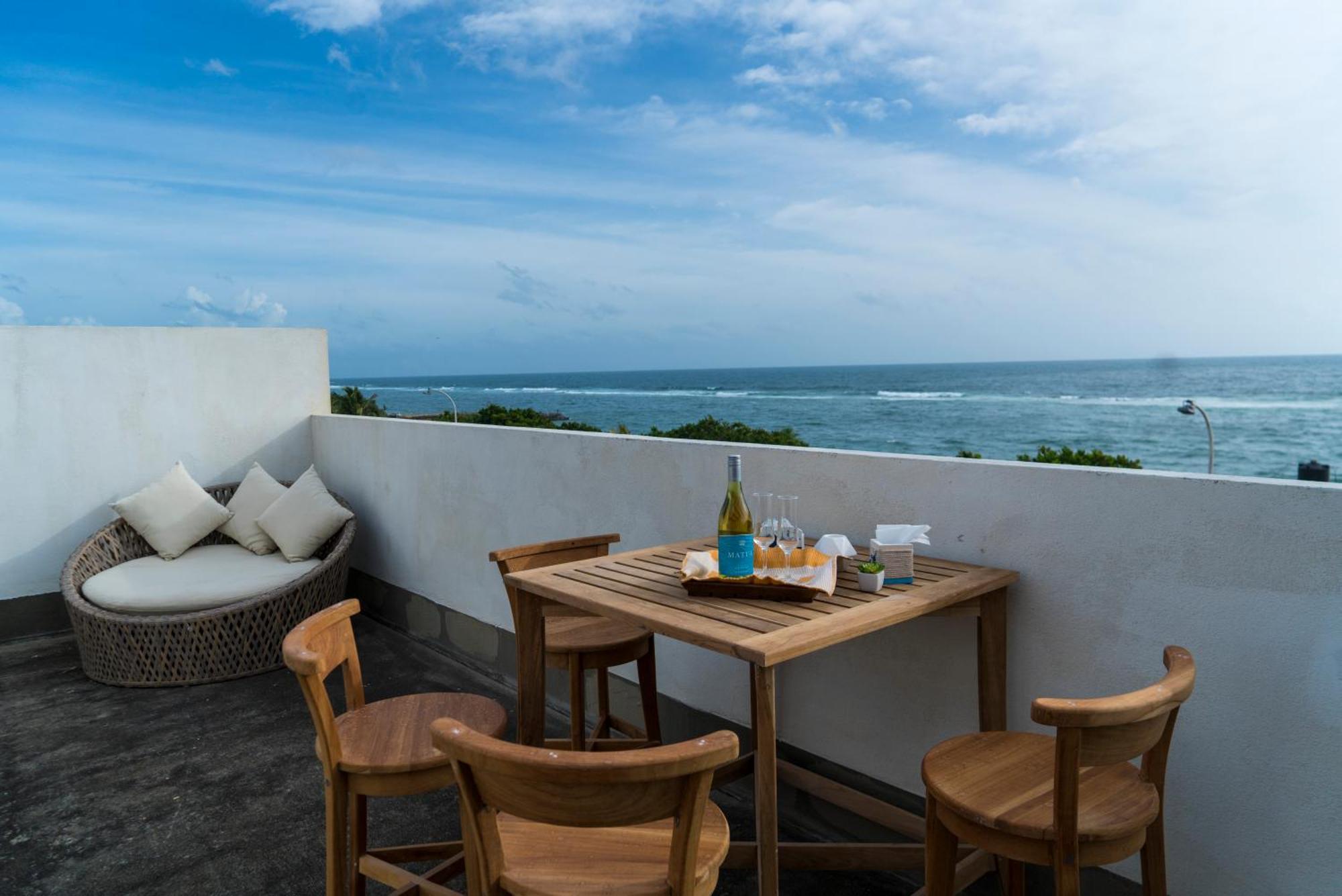Four Petals Inn Colombo Exteriör bild