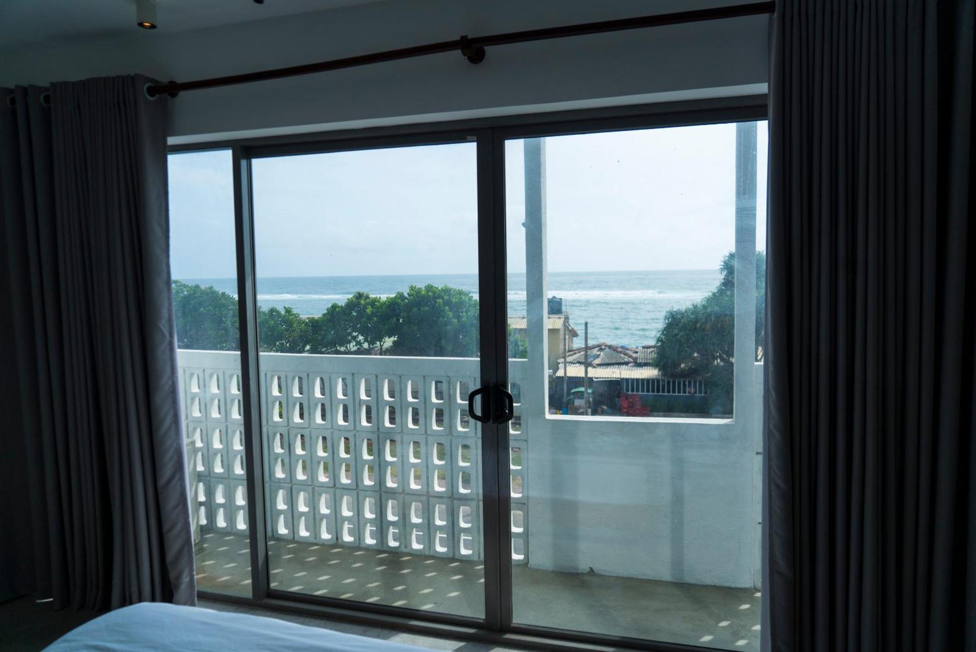 Four Petals Inn Colombo Exteriör bild