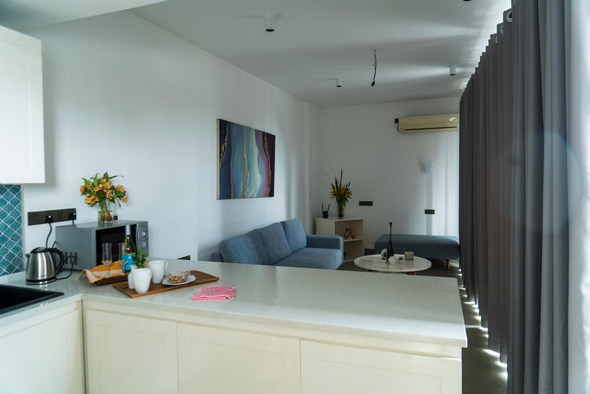 Four Petals Inn Colombo Exteriör bild