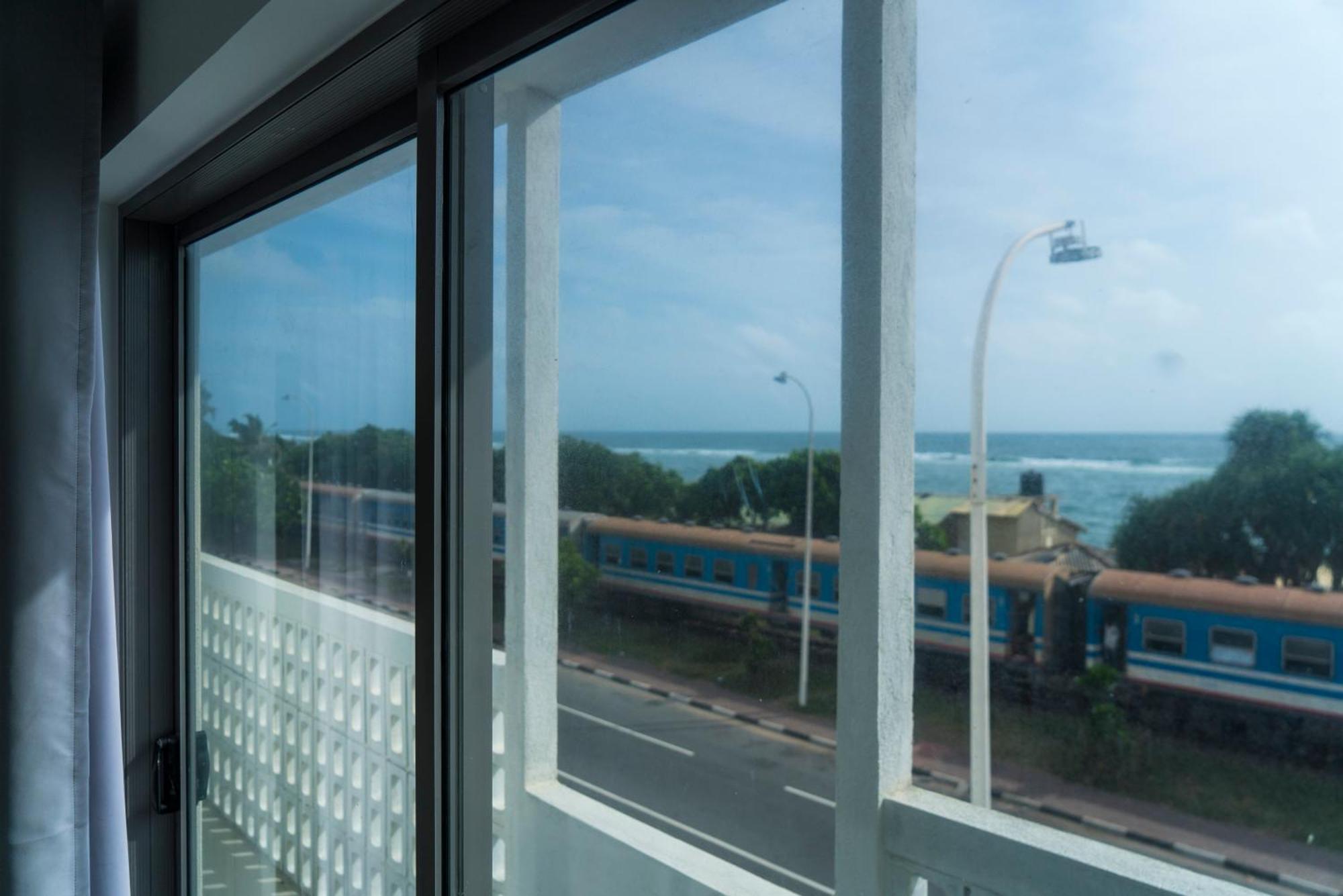 Four Petals Inn Colombo Exteriör bild