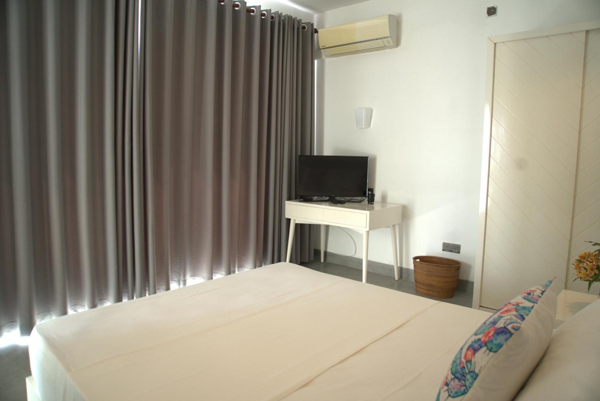 Four Petals Inn Colombo Exteriör bild
